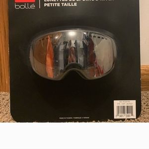 Bollé snow goggles small fit new in box